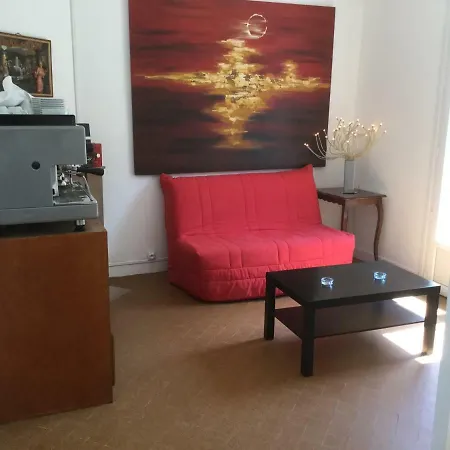 La Burnoyere بيت للعطل *